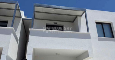 For sale Renovated two-Bedroom Apartment – Paphos City Center (Anavargos)