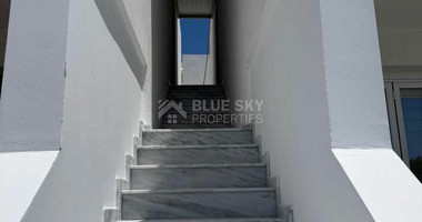 For sale Renovated two-Bedroom Apartment – Paphos City Center (Anavargos)