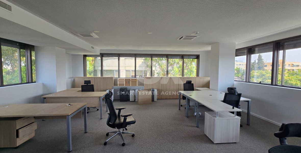 Modern Unfurnished Office For Rent in Tsiflikoudia, Limassol
