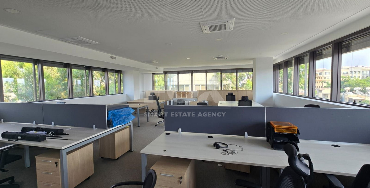 Modern Unfurnished Office For Rent in Tsiflikoudia, Limassol
