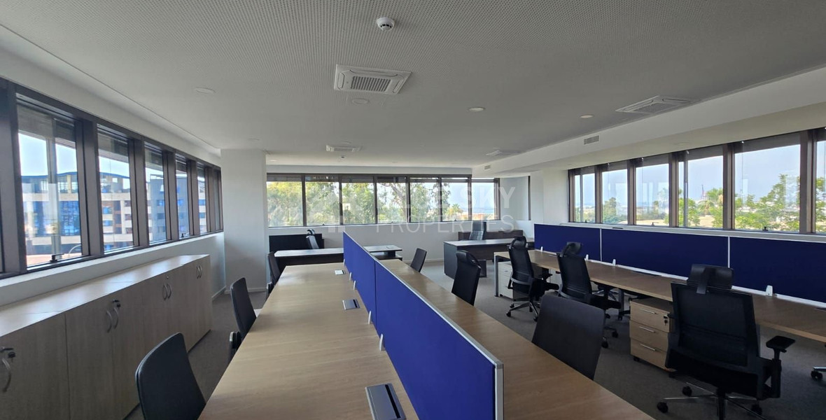 Modern Furnished Office For Rent in Tsiflikoudia, Limassol