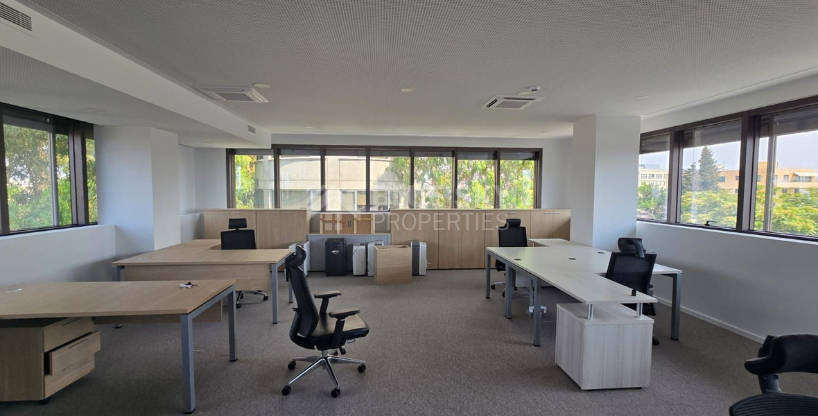 Modern Furnished Office For Rent in Tsiflikoudia, Limassol