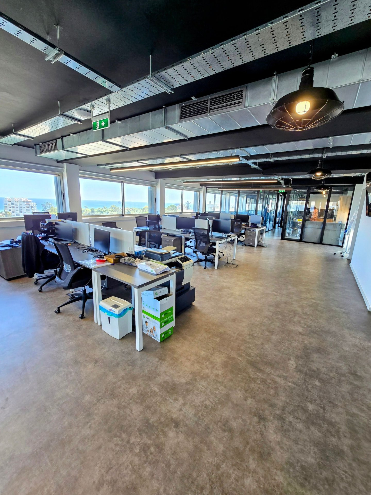 Office 400 m² in Limassol, Cyprus