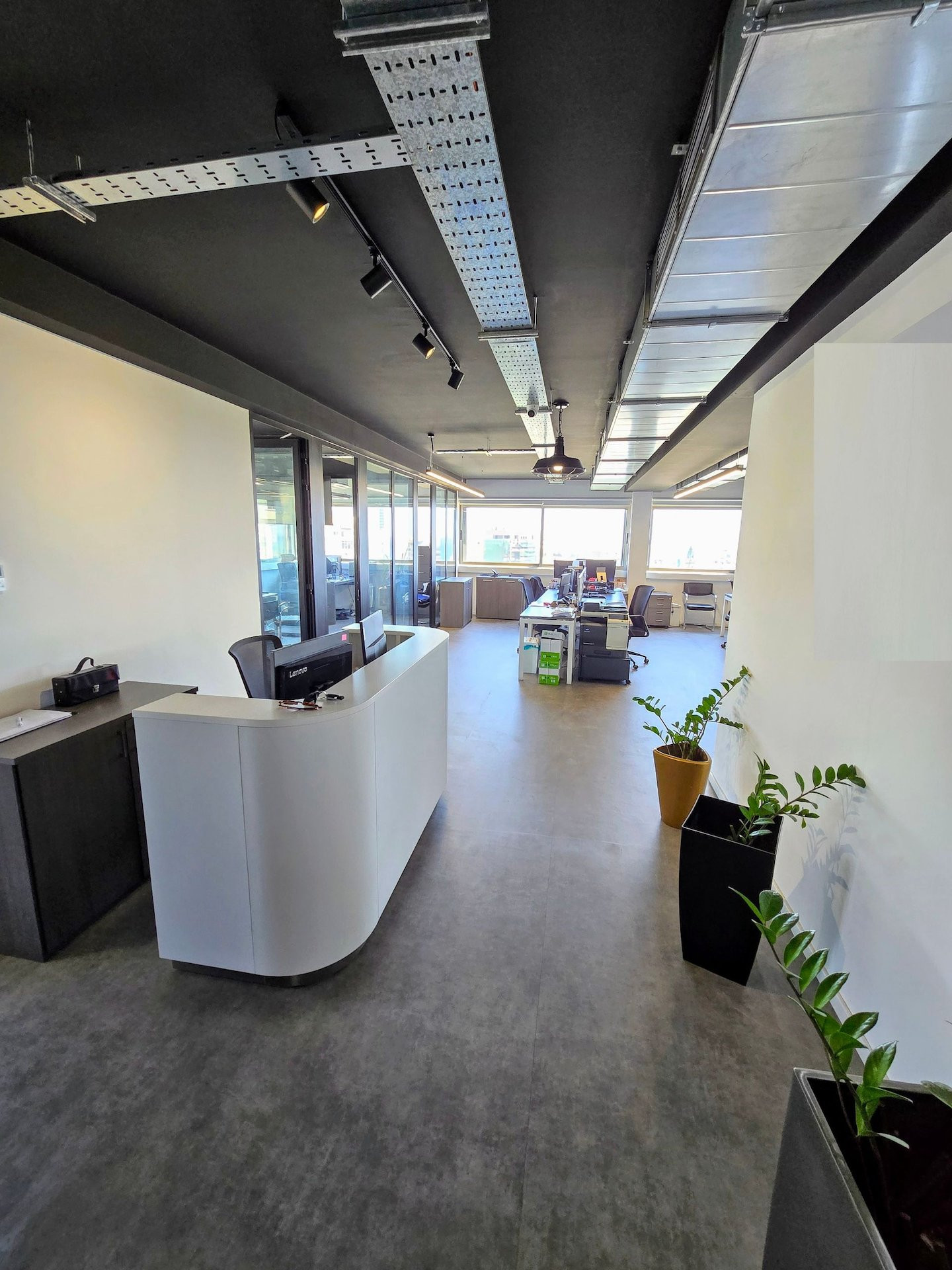 Office 400 m² in Limassol, Cyprus