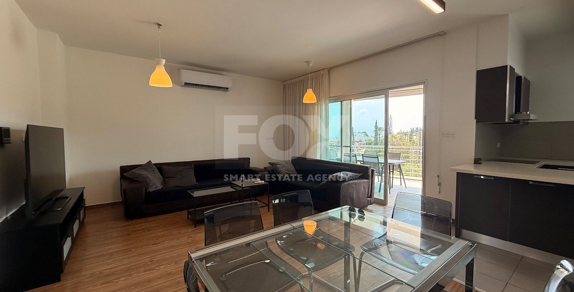 FOR SALE THREE BEDROOM GROUND FLOOR APARTMENT WITH GARDEN AND COMMUNAL SWIMMING POOL.