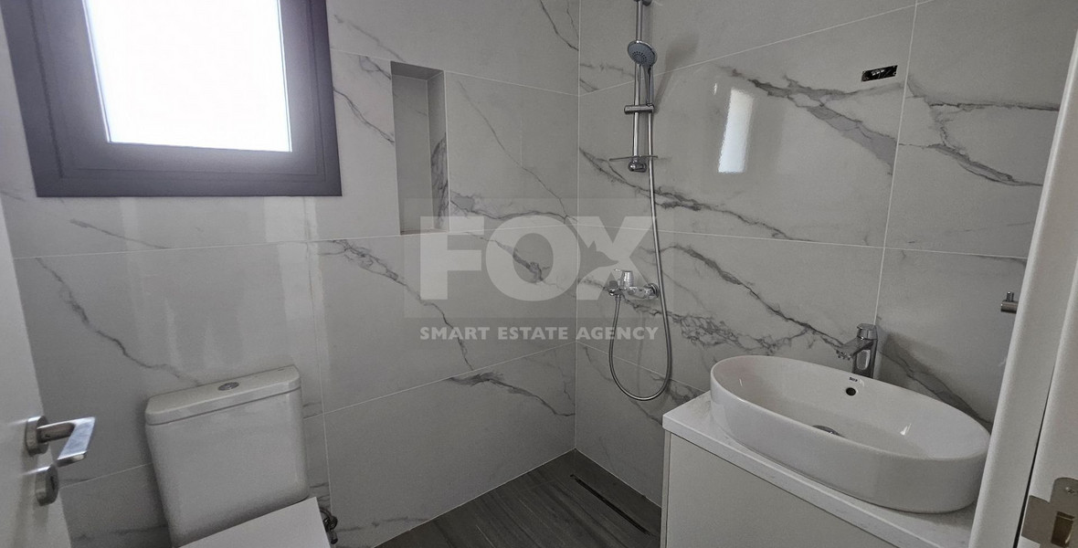 Top Floor Two Bedroom Apartment With Huge Veranda for rent in Kato Polemidia