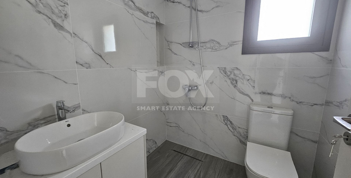 Top Floor Two Bedroom Apartment With Huge Veranda for rent in Kato Polemidia