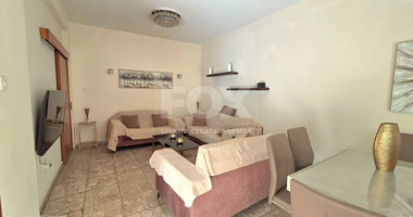 Three bedroom semi detached house 300m from the sea for rent in Neapoli