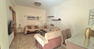 Three bedroom semi detached house 300m from the sea for rent in Neapoli