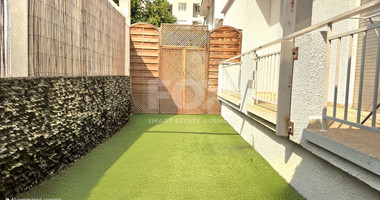 Three bedroom semi detached house 300m from the sea for rent in Neapoli