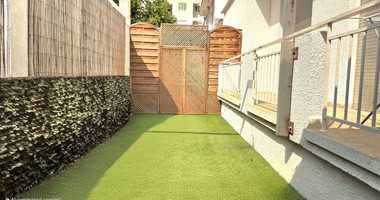 Three bedroom semi detached house 300m from the sea for rent in Neapoli