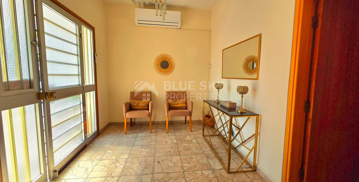 Three bedroom semi detached house 300m from the sea for rent in Neapoli