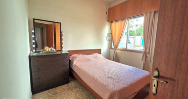 Three bedroom semi detached house 300m from the sea for rent in Neapoli