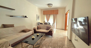 Three bedroom semi detached house 300m from the sea for rent in Neapoli
