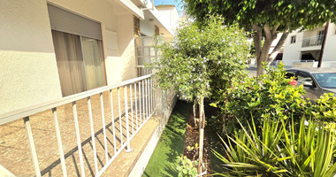 Three bedroom semi detached house 300m from the sea for rent in Neapoli