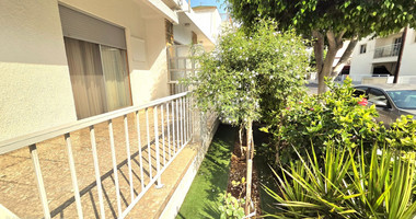 Three bedroom semi detached house 300m from the sea for rent in Neapoli
