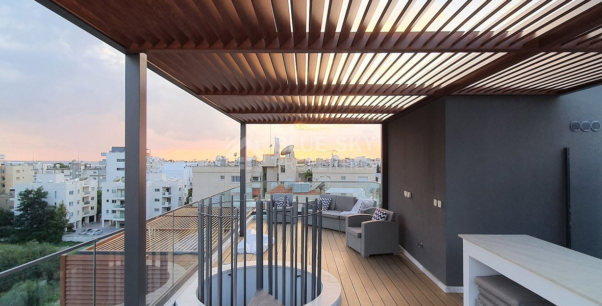 Four bedroom penthouse with private pool for sale in Potamos Germasogeias, Limassol