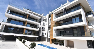 Four bedroom penthouse with private pool for sale in Potamos Germasogeias, Limassol