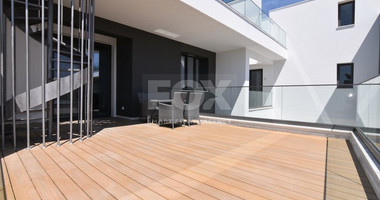 Four bedroom penthouse with private pool for sale in Potamos Germasogeias, Limassol