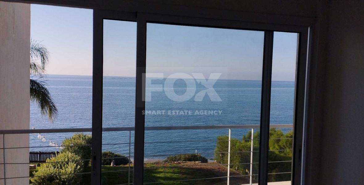 FOR RENT UNFURNISHED THREE BEDROOM TOWN HOUSE OPPOSITE THE SEA OFFERING PANORAMIC VIEWS.