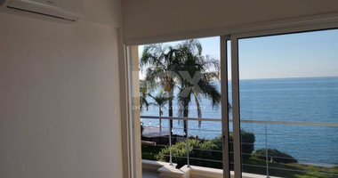 FOR RENT UNFURNISHED THREE BEDROOM TOWN HOUSE OPPOSITE THE SEA OFFERING PANORAMIC VIEWS.