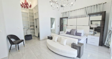 For Sale: Impressive, Brand New, Sea Front, Four Bedrooms Bungalow with Pool on a Huge Plot and Sea Views