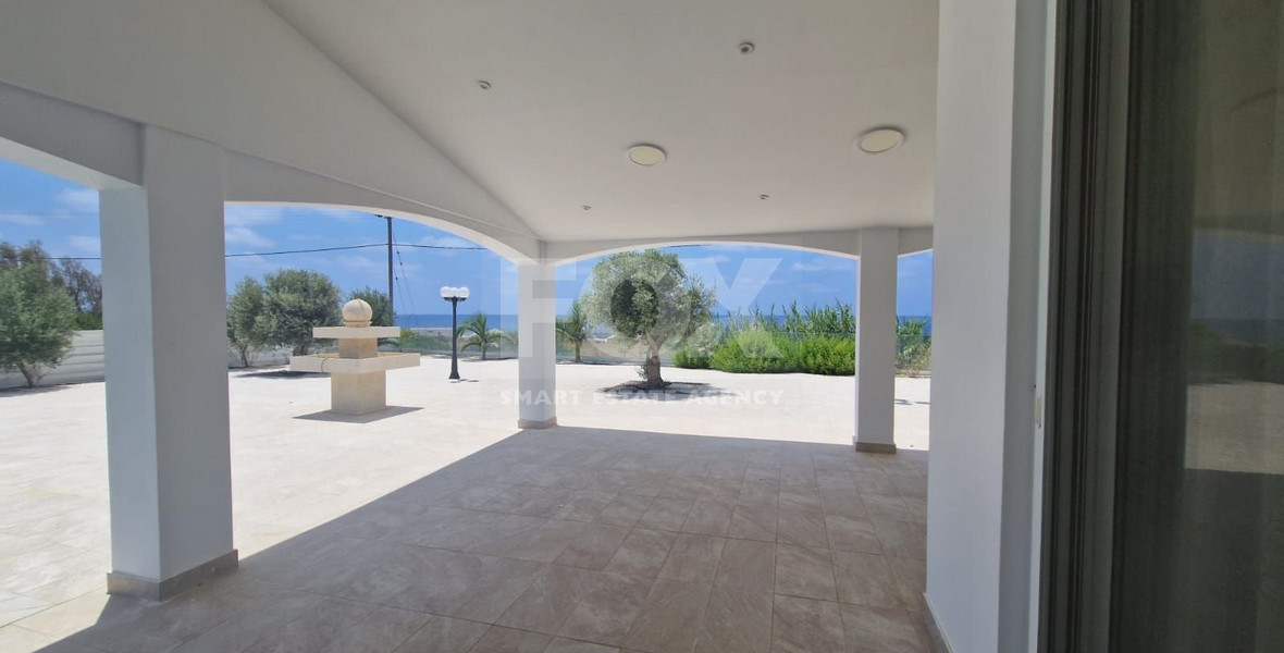 For Sale: Impressive, Brand New, Sea Front, Four Bedrooms Bungalow with Pool on a Huge Plot and Sea Views
