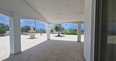 For Sale: Impressive, Brand New, Sea Front, Four Bedrooms Bungalow with Pool on a Huge Plot and Sea Views