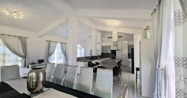 For Sale: Impressive, Brand New, Sea Front, Four Bedrooms Bungalow with Pool on a Huge Plot and Sea Views