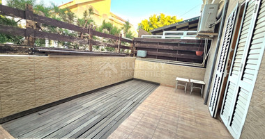 Three Bedroom Semi Detached house 100m from the sea for rent in Neapoli area Limassol