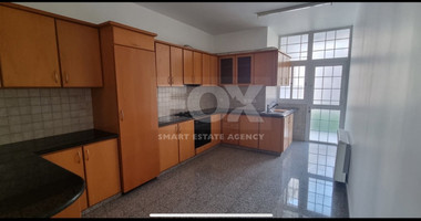 Spacious Three bedroom Upper House for rent in Mesa Gitonia