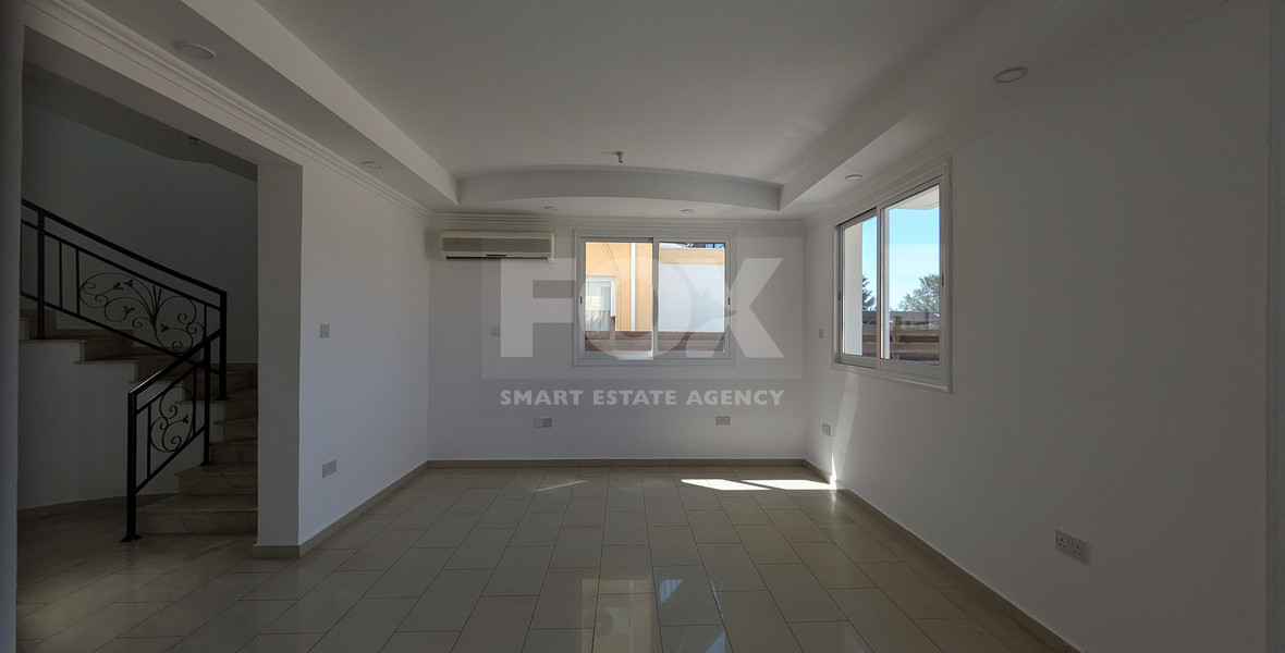 Modern Villa with Three Bedrooms for sale in Chlorakas