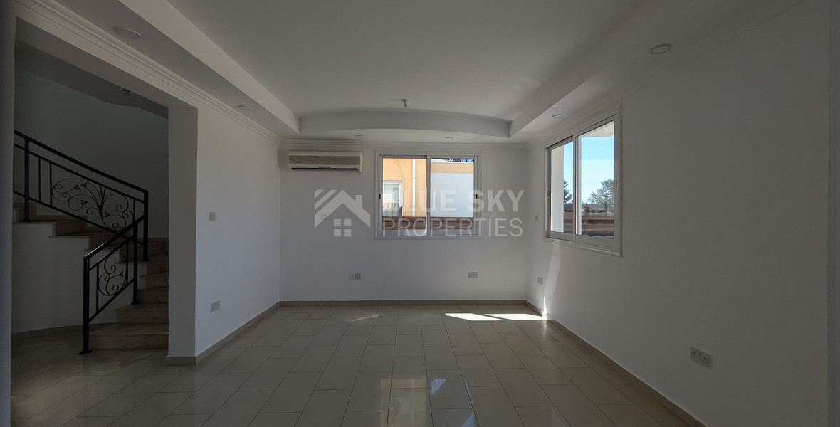 Modern Villa with Three Bedrooms for sale in Chlorakas