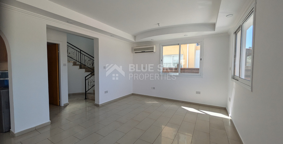 Modern Villa with Three Bedrooms for sale in Chlorakas