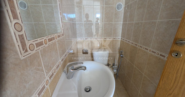 Modern Villa with Three Bedrooms for sale in Chlorakas