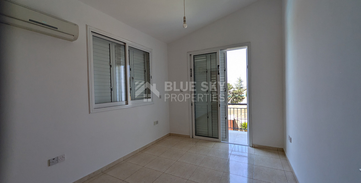 Modern Villa with Three Bedrooms for sale in Chlorakas