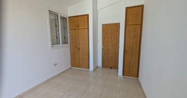 Modern Villa with Three Bedrooms for sale in Chlorakas