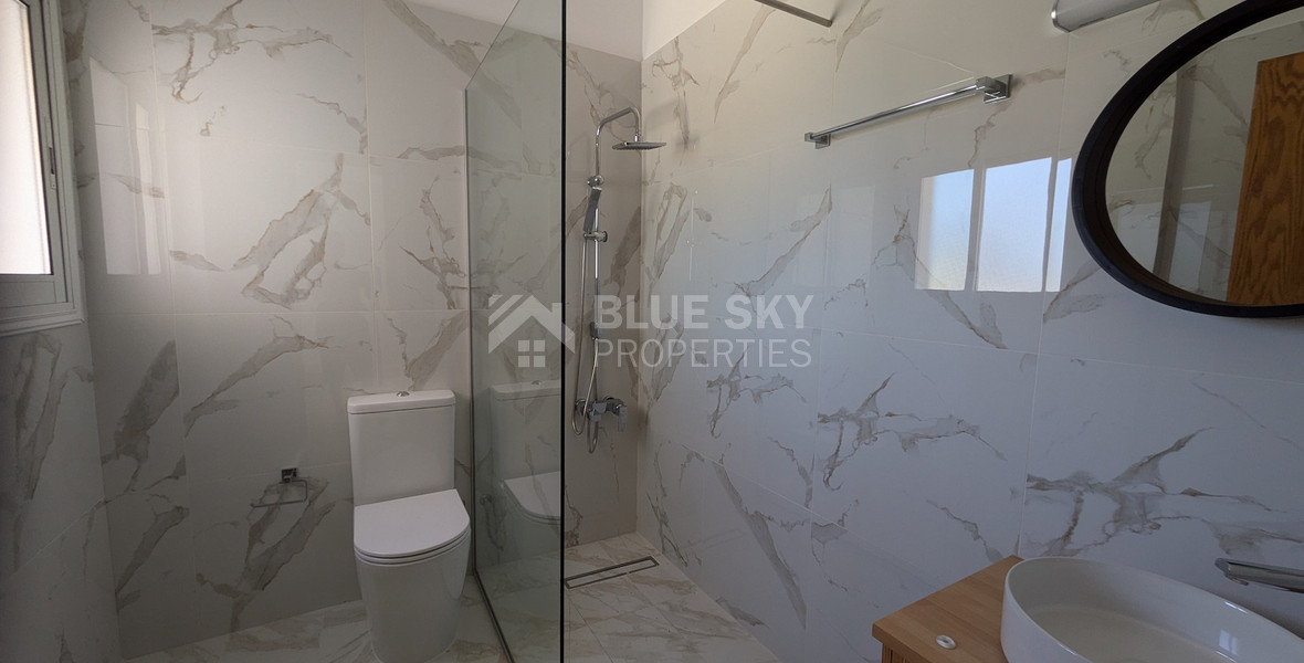 Modern Villa with Three Bedrooms for sale in Chlorakas