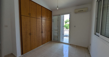 Modern Villa with Three Bedrooms for sale in Chlorakas