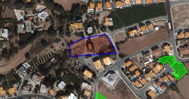 For Sale: Large Development Plot in Kissonerga