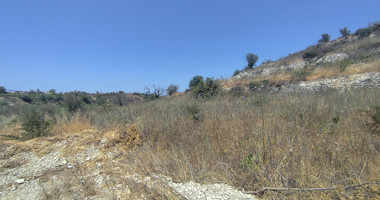 Land for sale in Apsiou village, Limassol