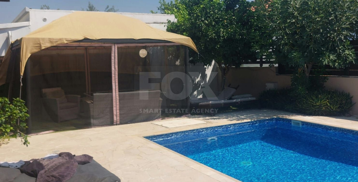 Four bedroom house with swimming pool for rent in Trachoni, Limassol