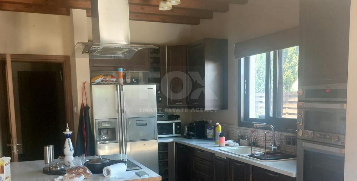 Four bedroom house with swimming pool for rent in Trachoni, Limassol