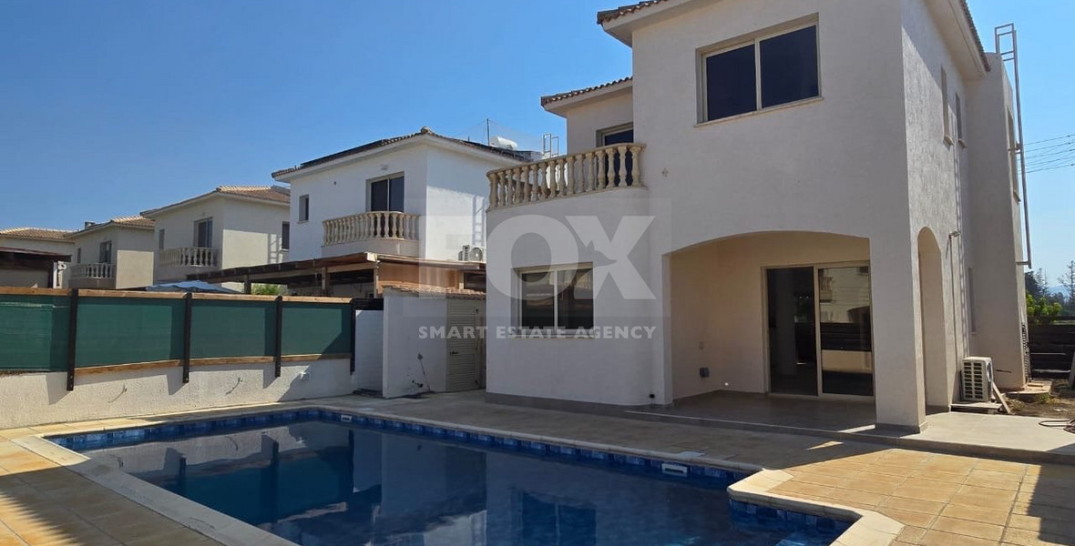 FOR RENT – Recently Renovated Four Bedrooms Villa with Private Pool in Mandria, Paphos