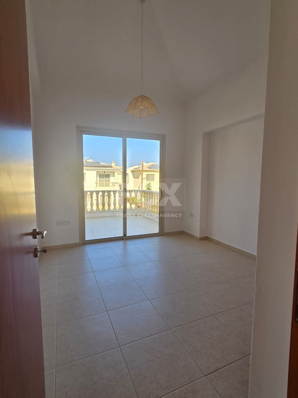 FOR RENT – Recently Renovated Four Bedrooms Villa with Private Pool in Mandria, Paphos