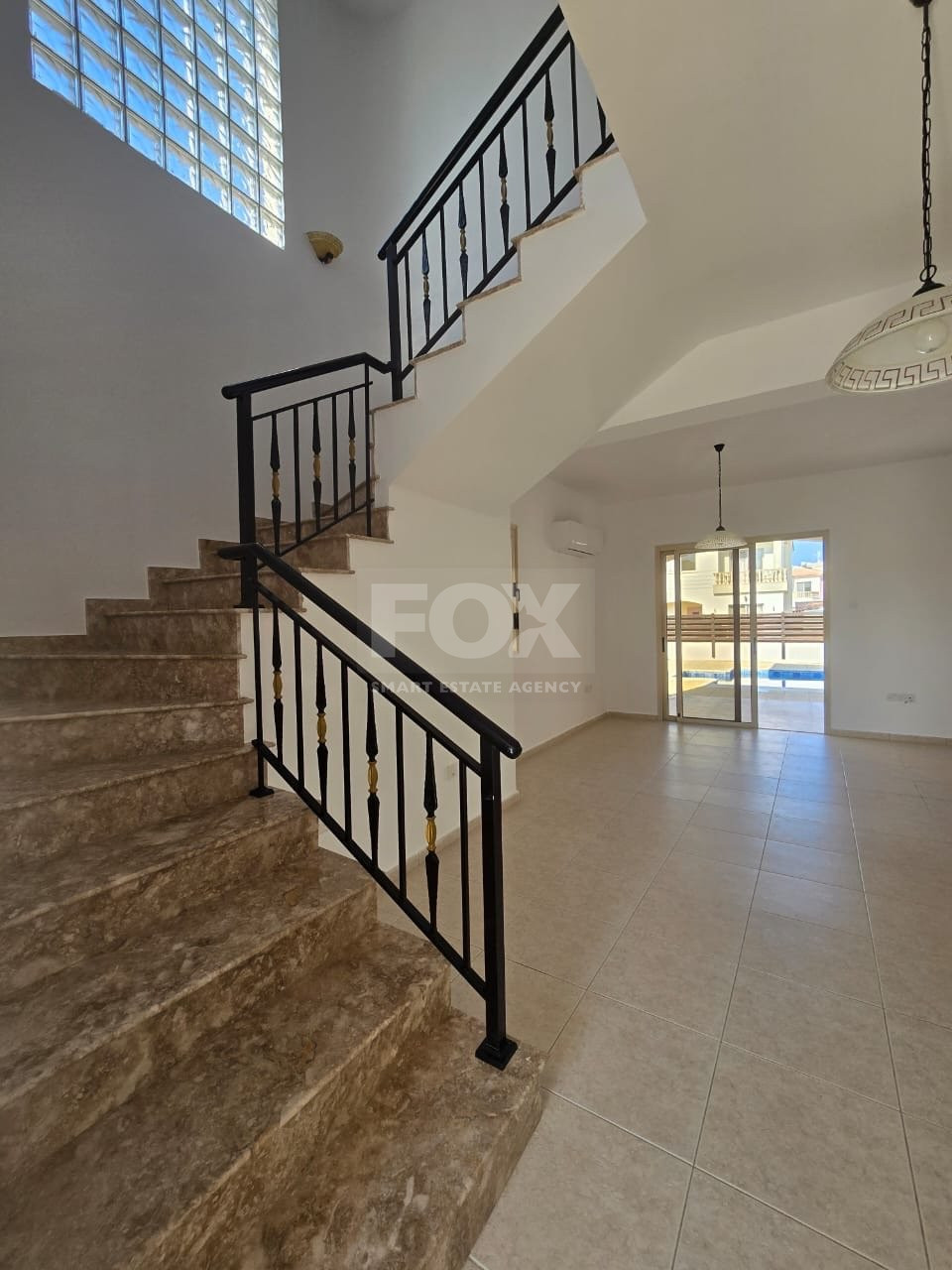 FOR RENT – Recently Renovated Four Bedrooms Villa with Private Pool in Mandria, Paphos