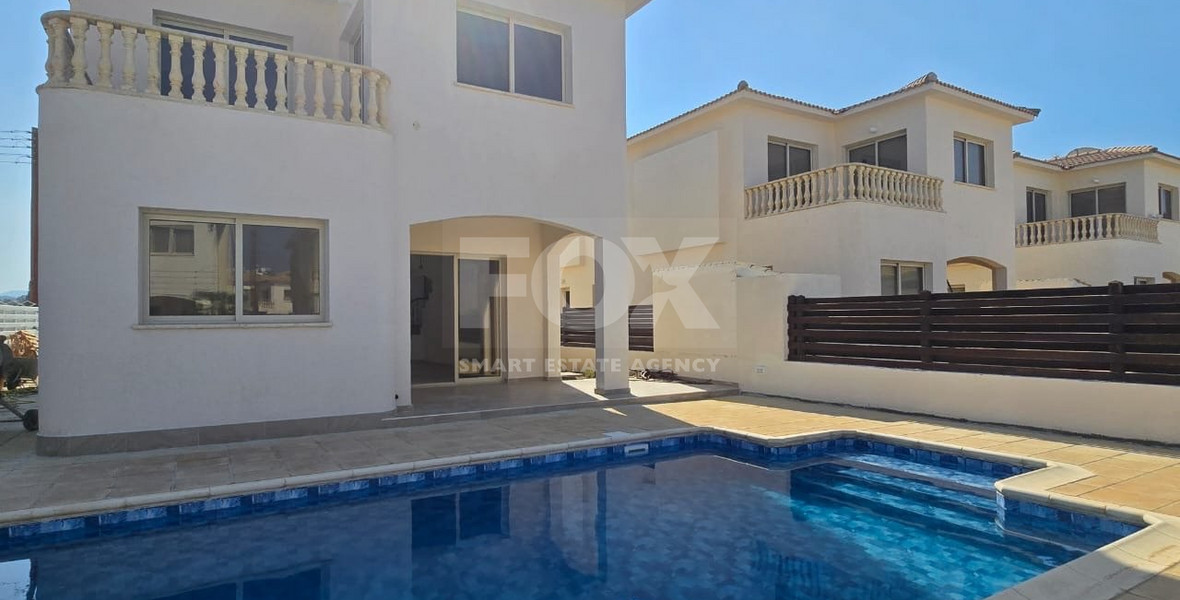 FOR RENT – Recently Renovated Four Bedrooms Villa with Private Pool in Mandria, Paphos