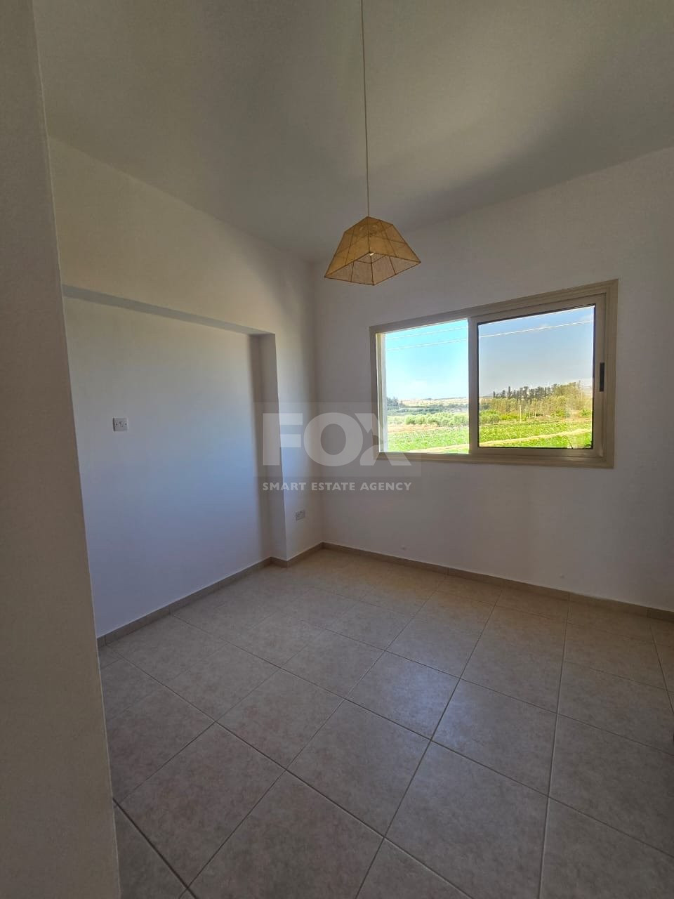 FOR RENT – Recently Renovated Four Bedrooms Villa with Private Pool in Mandria, Paphos