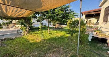 For sale, a three-bedroom bungalow in the Chloraka community in the Paphos district.