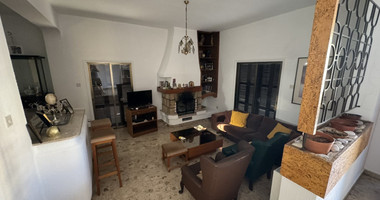 For sale, a three-bedroom bungalow in the Chloraka community in the Paphos district.